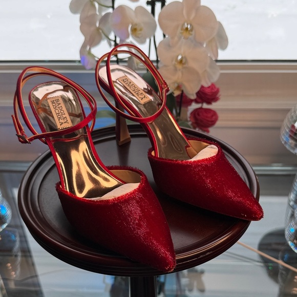 Badgley Mischka Red Lyric Plush Ankle Straps - Picture 6 of 13